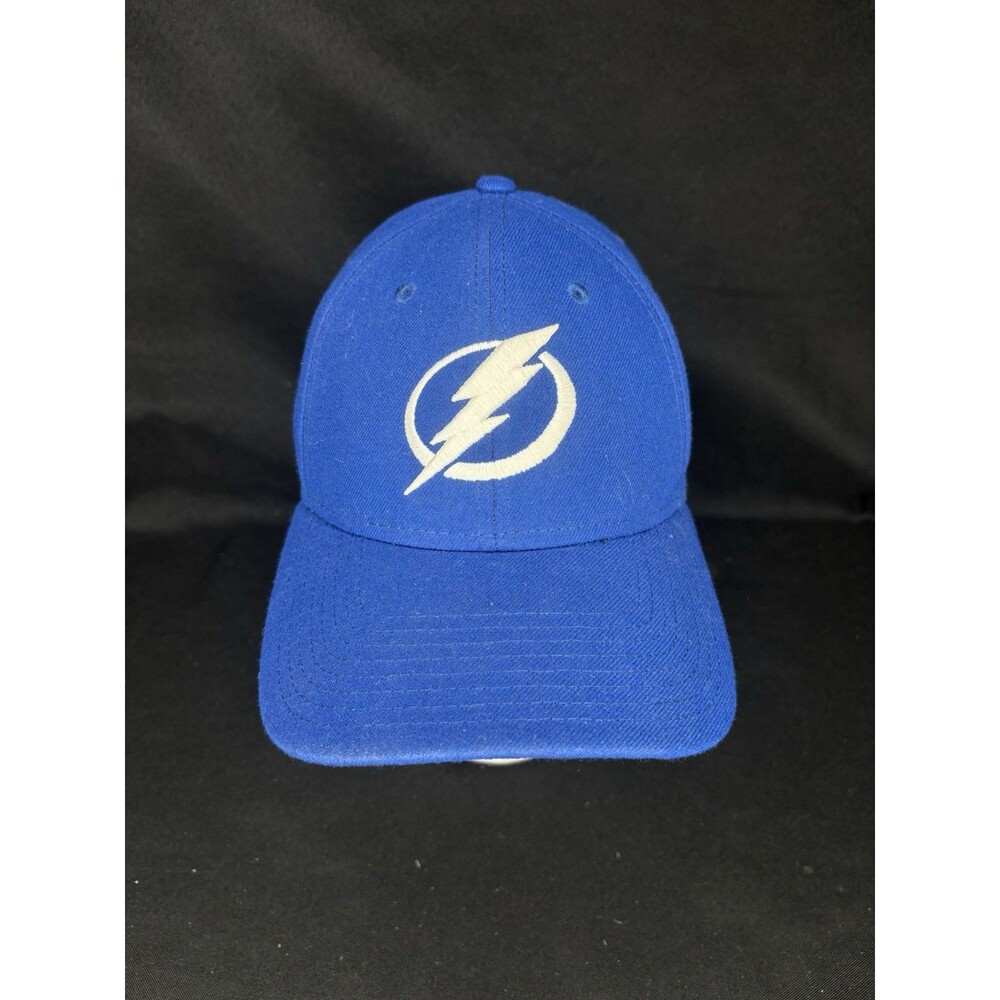 Tampa Bay Lightning - New Era 9 Forty  Strapback Hat Cap Blue White NHL Hockey